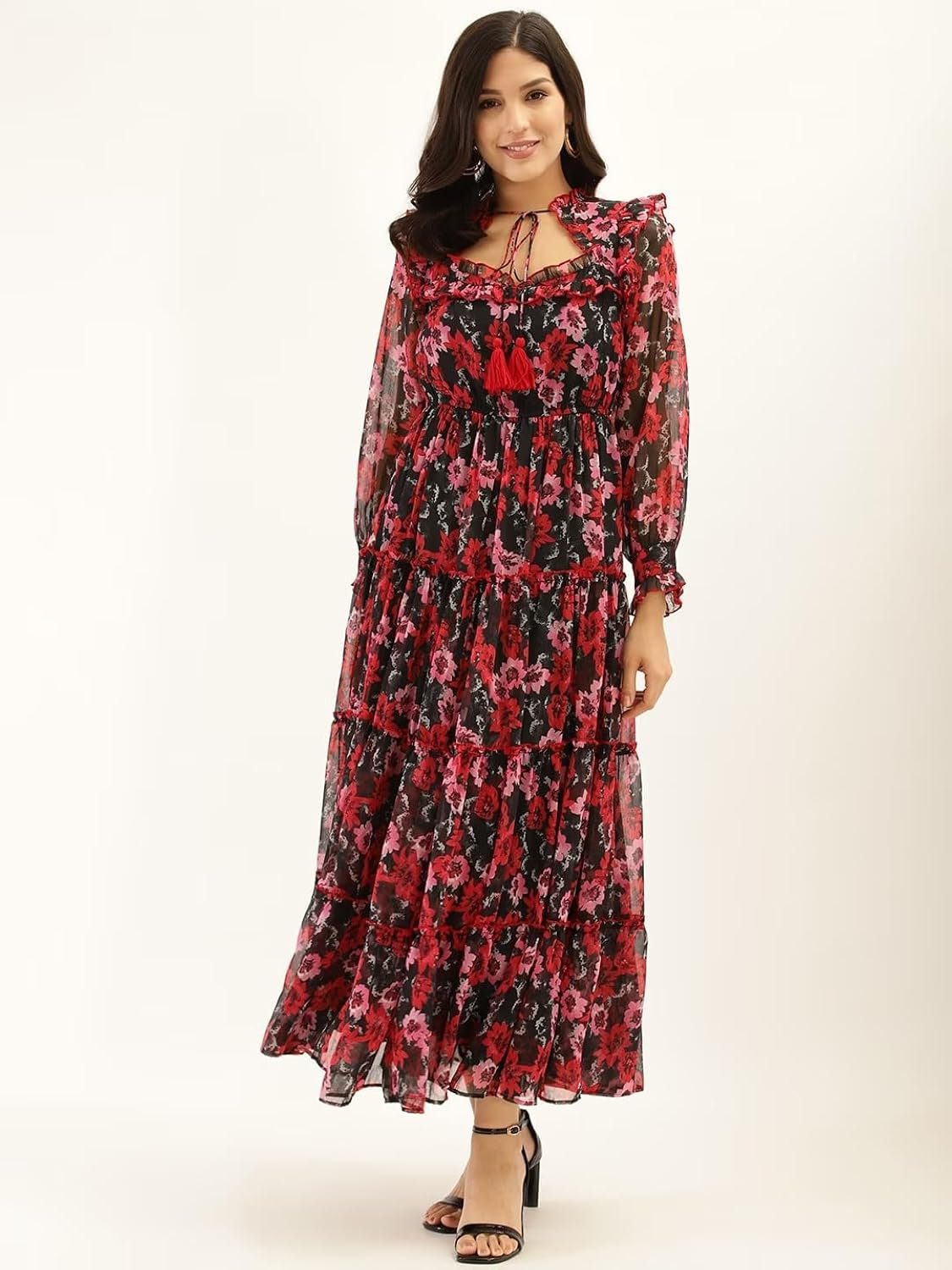 blue dress white embroidery GUENDA & – ateliermartaferri Size.:M Beach Kaftans for Women Fall 24 Preview